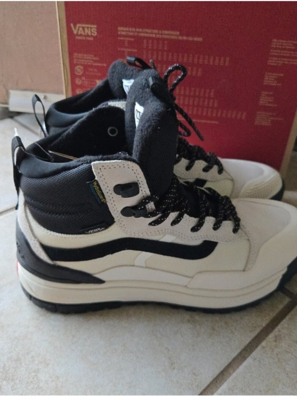 Vans Ultrarange Exo Hi Mte2 Women Size 9 Black And White Hiking Boot 0826 - Picture 6 of 8